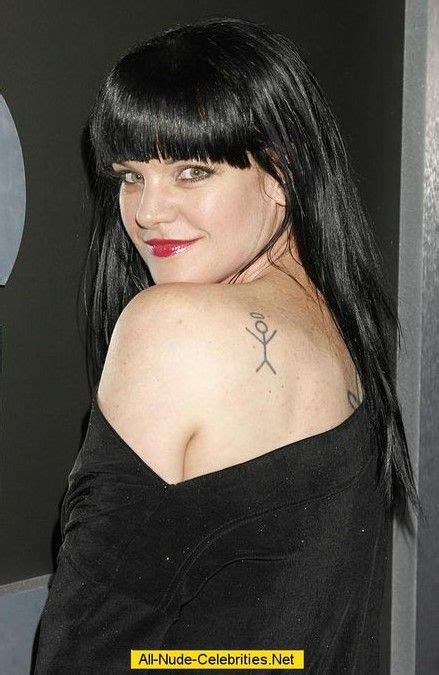 abigail sciuto tattoos|abby sciuto fingers tattoo.